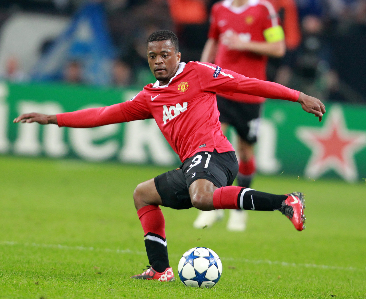 年少時在薩 年少時在薩