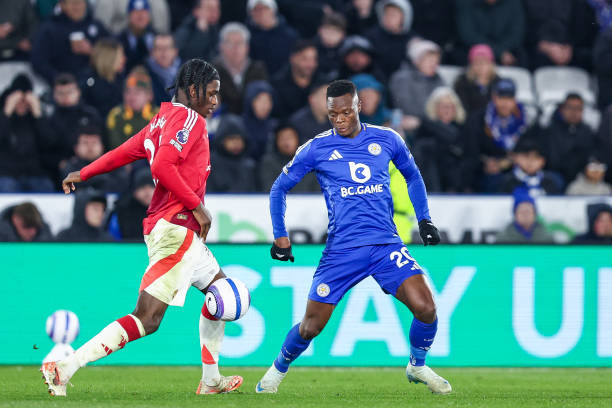 国王杯-费兰30分钟戴帽亚马尔建功 巴萨5-0晋级4强.