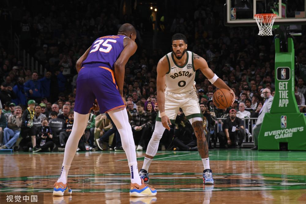 的铁杆粉丝 的铁杆粉丝